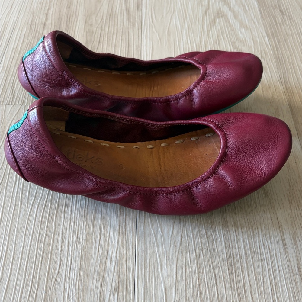 Tieks Burgundy Red Wine Leather Ballet Flats Size 6